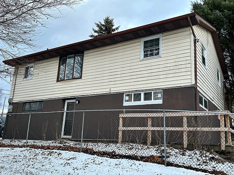 68 Circle Dr — Photo 17