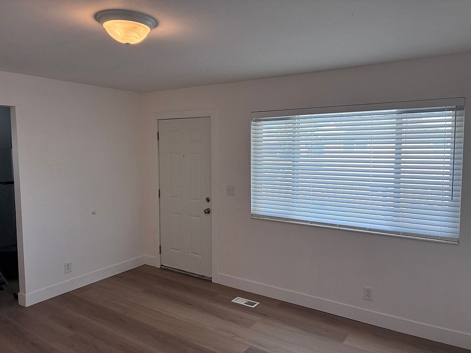 1st image of 622 N 100 W #622