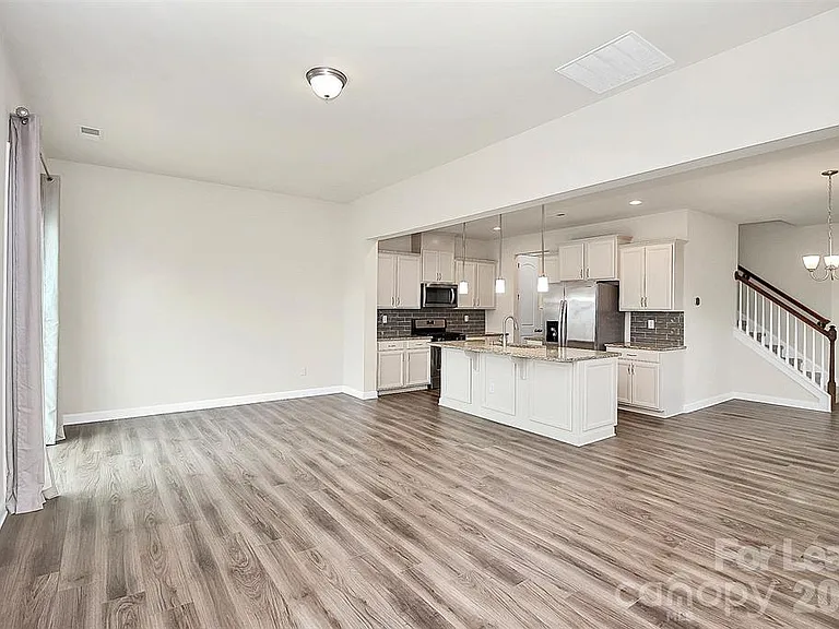 9328 Glenburn Ln — Photo 8