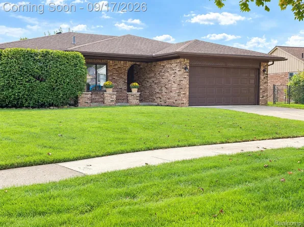 3738 Alderdale Dr, Sterling Heights, MI 48310