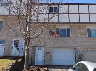 404 Rhodes Ave, West Mifflin, PA 15122