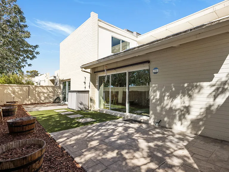 8633 E Monterosa Ave — Photo 29