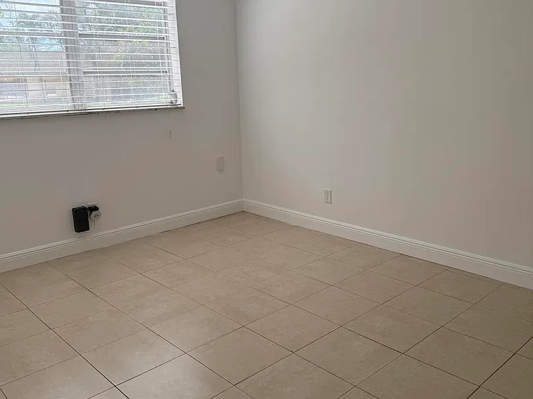 5750 NW 64th Ave #106 — Photo 11