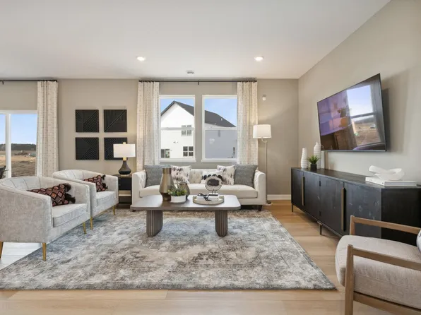 4749 218th St W, Farmington, MN 55024