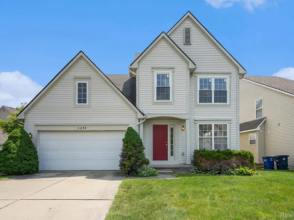 3244 Buckhorn Ct, Ann Arbor, MI 48105
