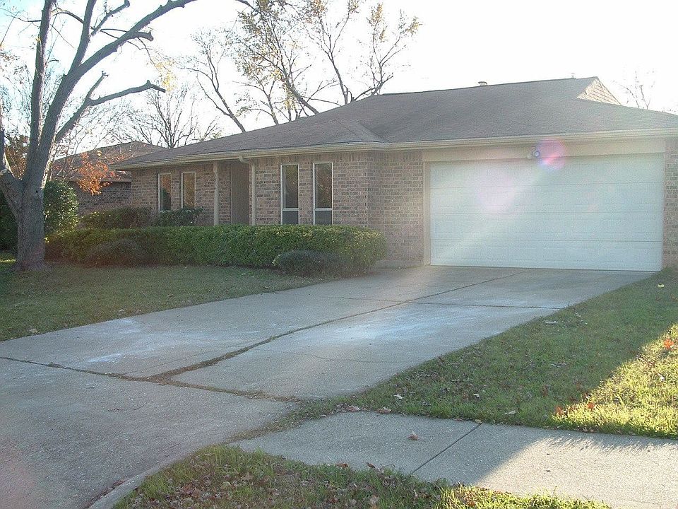 1st image of 1514 Bette Dr