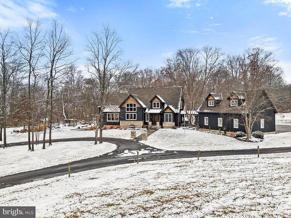 1st image of 15157 Purcellville Rd