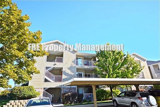3rd image of 3750 Carlisle Pl