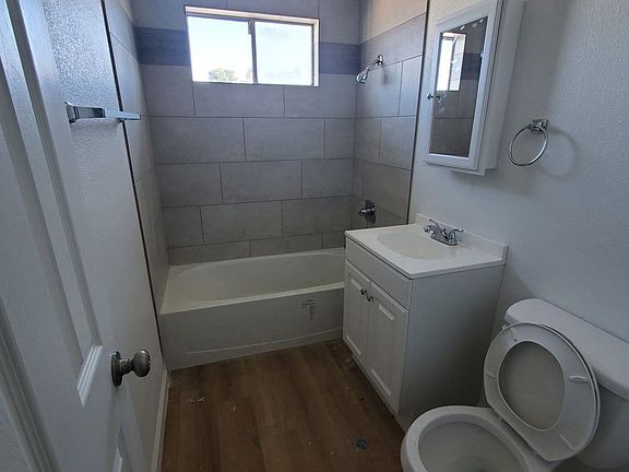 5th image of 3570 Geist Ave #6650344