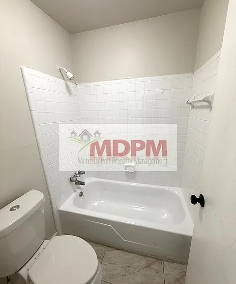 20415 W Seven Mile Rd #301 — Photo 4