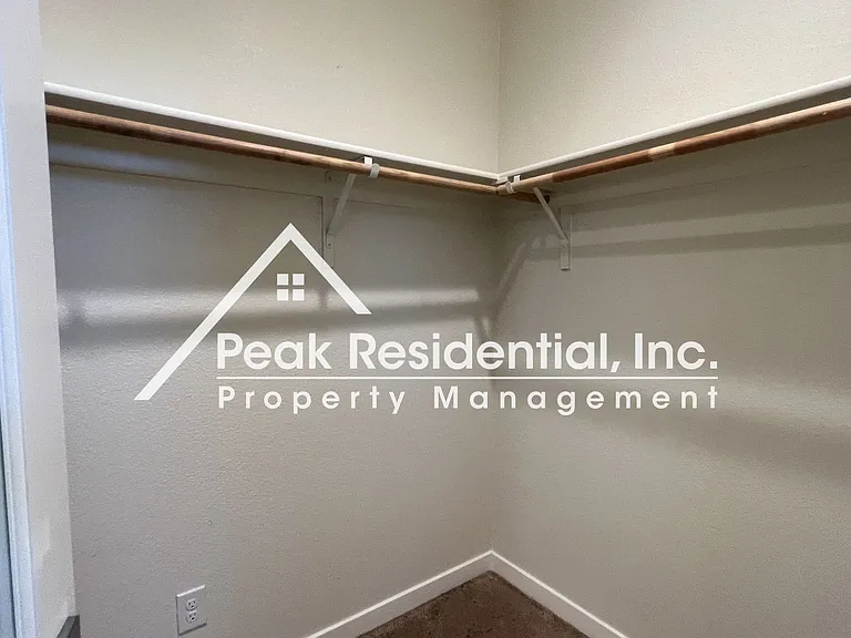 3283 Warbler Ct — Photo 28