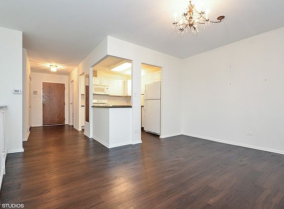 5th image of 1220 Park Ave W APT 108