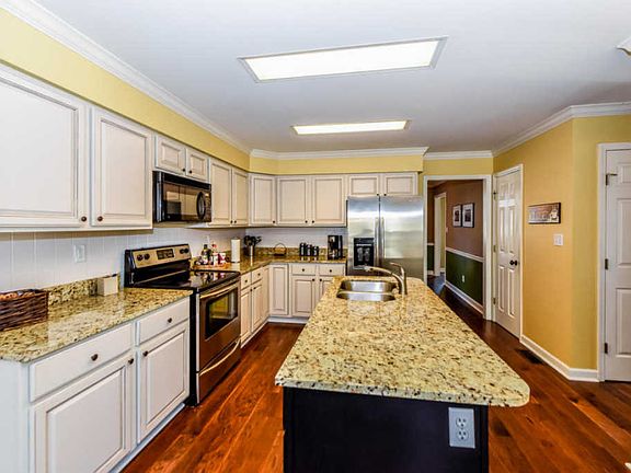 3rd image of 1533 Ila Perdue Dr