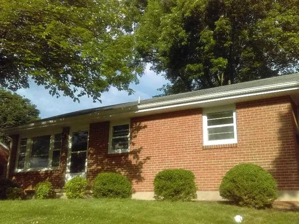 1292 Lyle Ave, Staunton, VA 24401