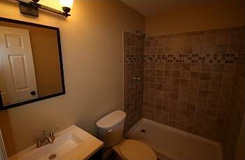 4th image of 12272 Drake St NW