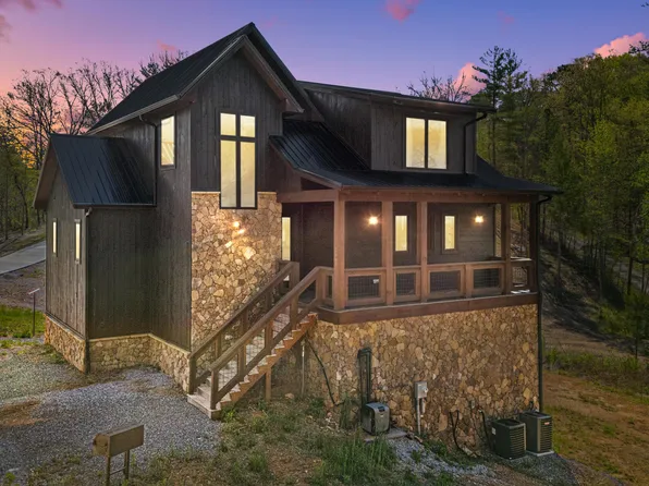 2669 Sulpher Springs Way, Sevierville, TN 37862