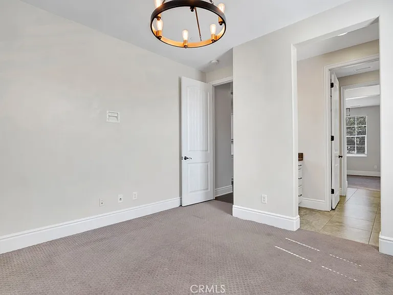 9611 Baden Ave — Photo 33
