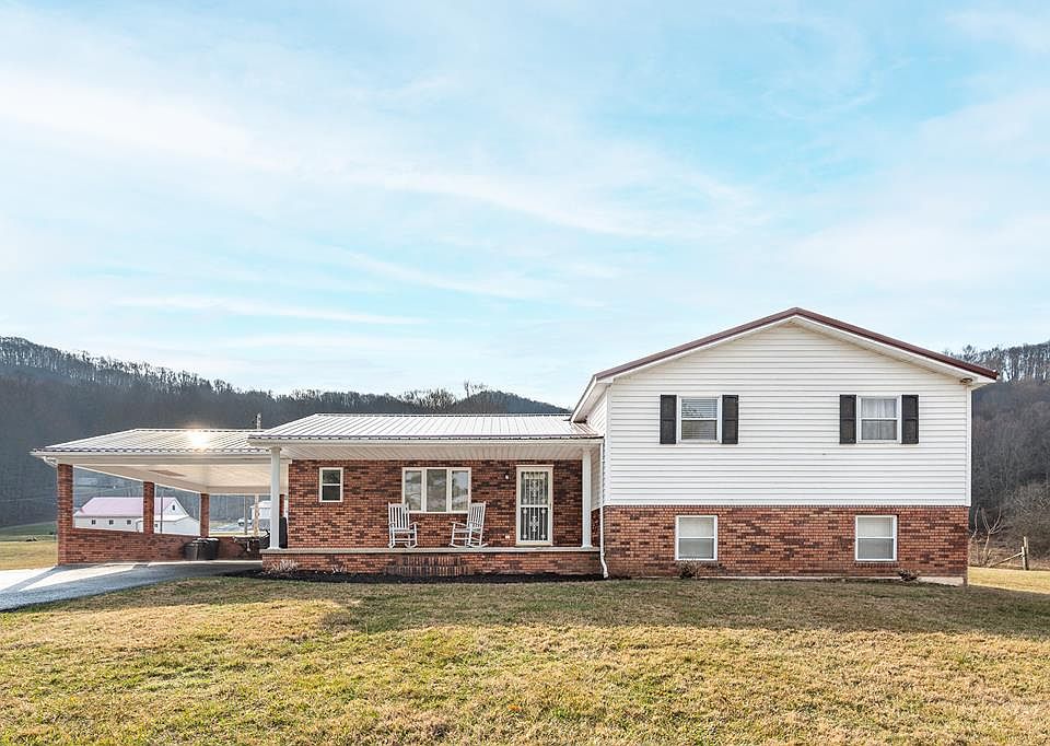 1st image of 216 School Rd