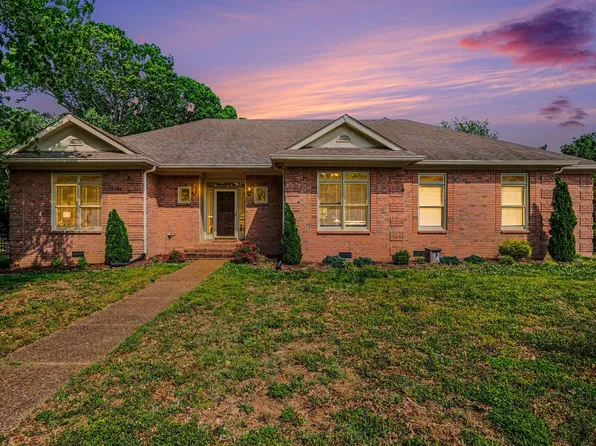103 Masters Way, Hendersonville, TN 37075