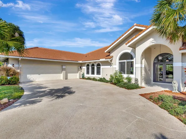8584 Wendy Lane E, West Palm Beach, FL 33411