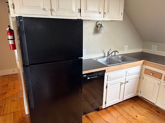 2nd image of 8 Atkinson St #301A