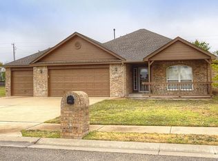 27731 E 112th St S, Coweta, OK 74429