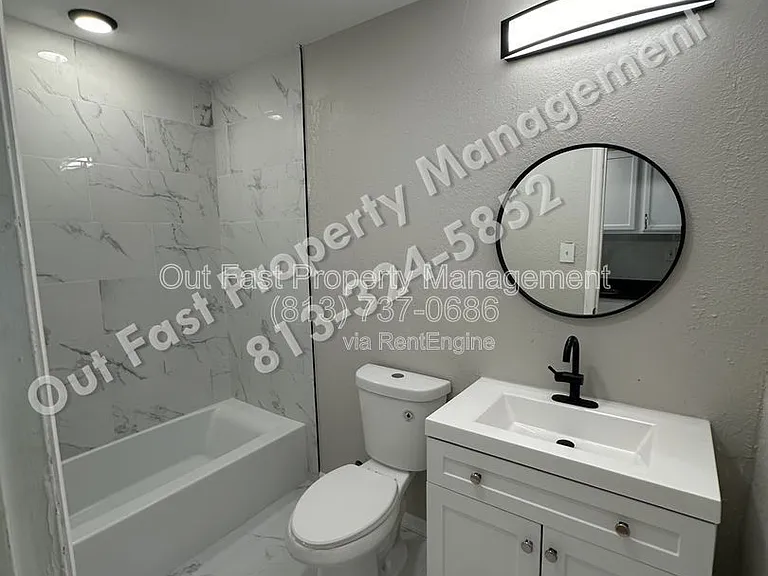 6712 N Harer St #2 — Photo 14