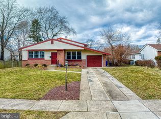 415 Gatewood Rd, Cherry Hill, NJ 08003