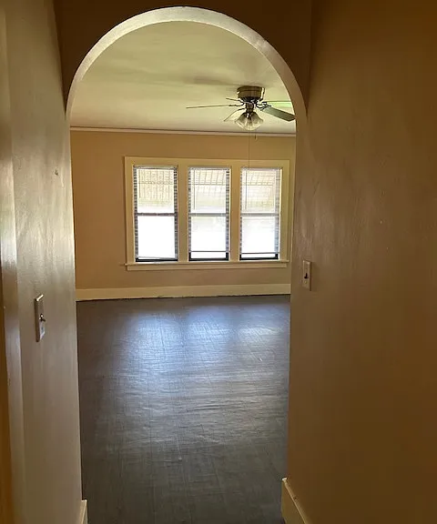 Crown Apartments — Photo 5