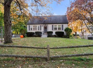 7 Pearl St, Walpole, MA 02081