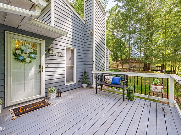 4th image of 103 Silkwood Ct