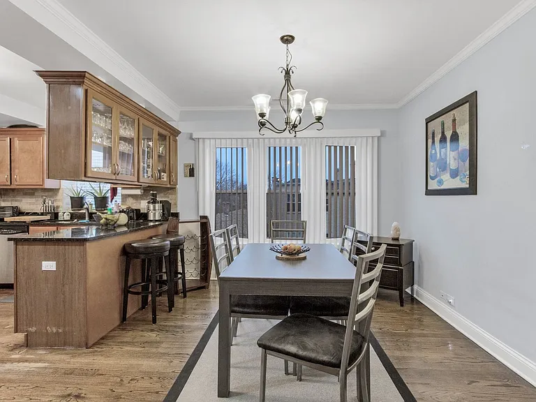 5726 N Mozart St #3B — Photo 4