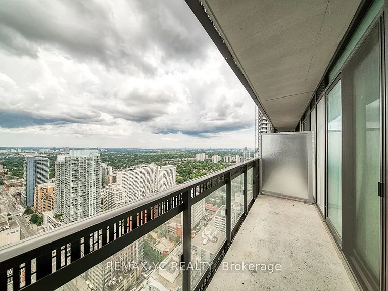 8 Eglinton Ave E #3810 — Photo 5