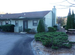 222 Mint Lake Rd #7C, Franklin, NC 28734