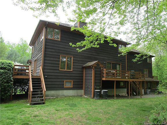3rd image of 34 Cherry Blossom Ln #34