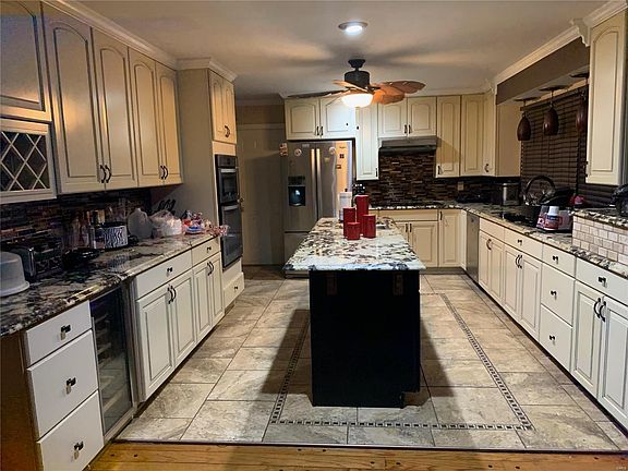 2nd image of 11551 Philmar Ln