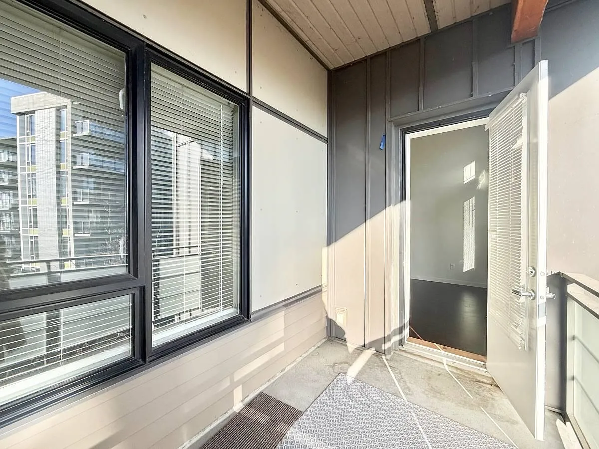 2 bed, 926 sqft, $2,650 — Photo 3