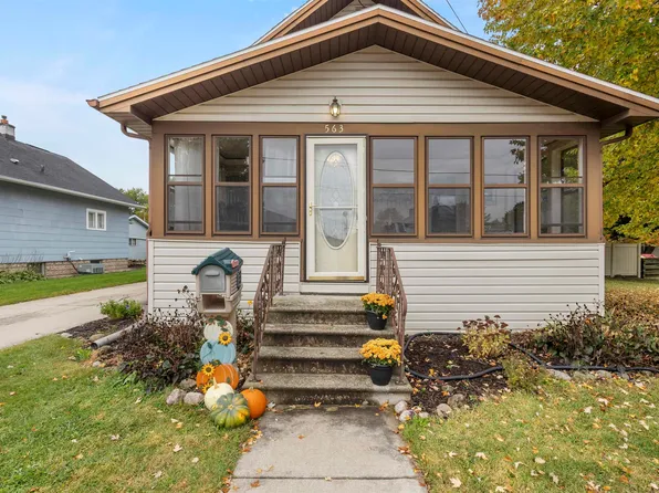 563 Chestnut St, Neenah, WI 54956