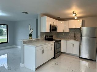 5422 Marcia Pl, West Palm Beach, FL 33407