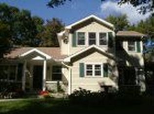 44 Tashua Rd, Trumbull, CT 06611