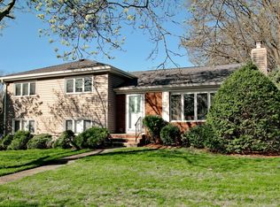 15-06 Radburn Rd #1X, Fair Lawn, NJ 07410