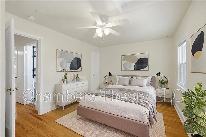 3 bed, 2.0 bath, 1400 sqft, $5,000 — Photo 4
