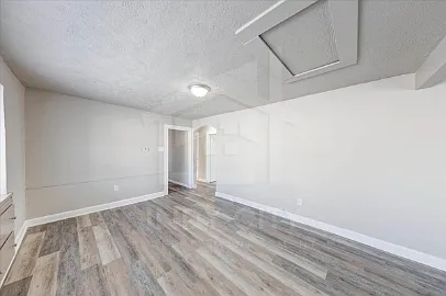 3639 N Emerson Ave — Photo 9