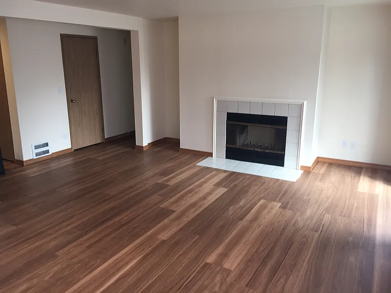 Meridian Place — Photo 12