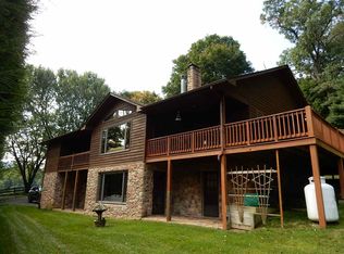 3836 Dunns Gap Rd, Hot Springs, VA 24445