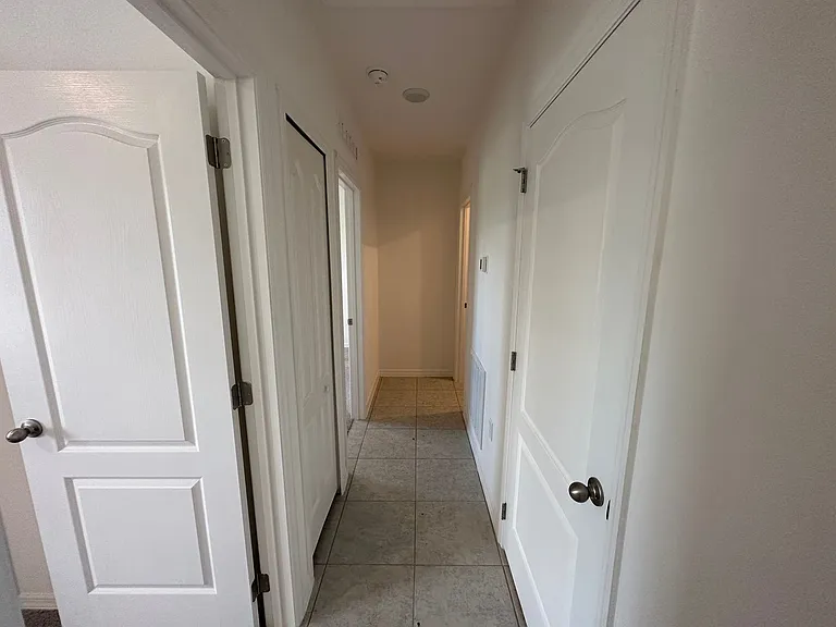 2290 Tropicana Dr — Photo 14
