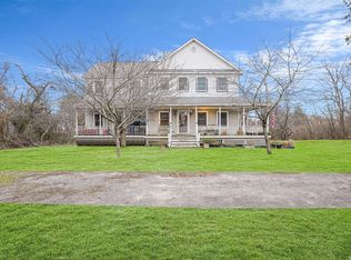 47 Levant Ave, Babylon, NY 11702