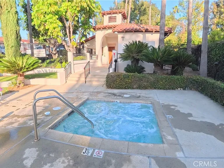 415 E Bougainvillea Ln — Photo 41