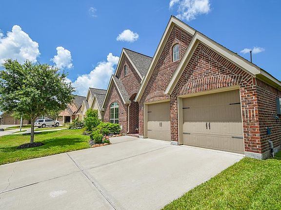 3rd image of 2622 Mountain Sage Dr
