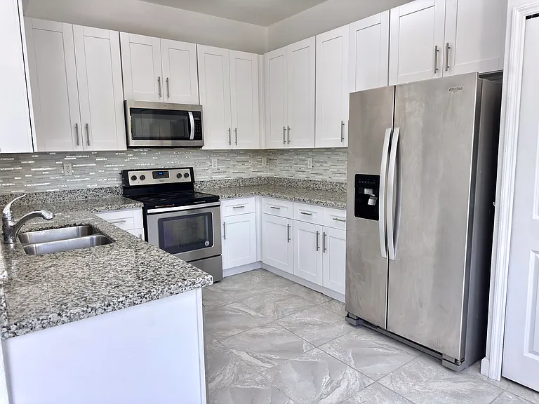 7905 SW 120th Ave — Photo 5